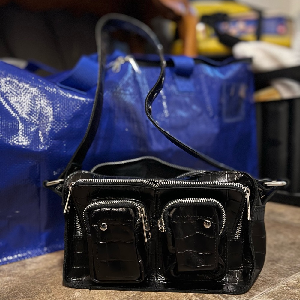 Nunoo Helena Shoulder Bag